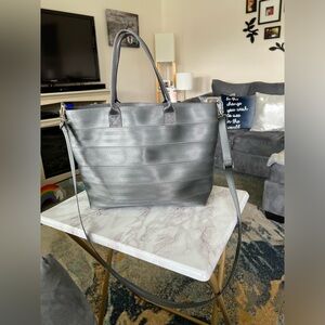 Harvey’s seatbelt purse